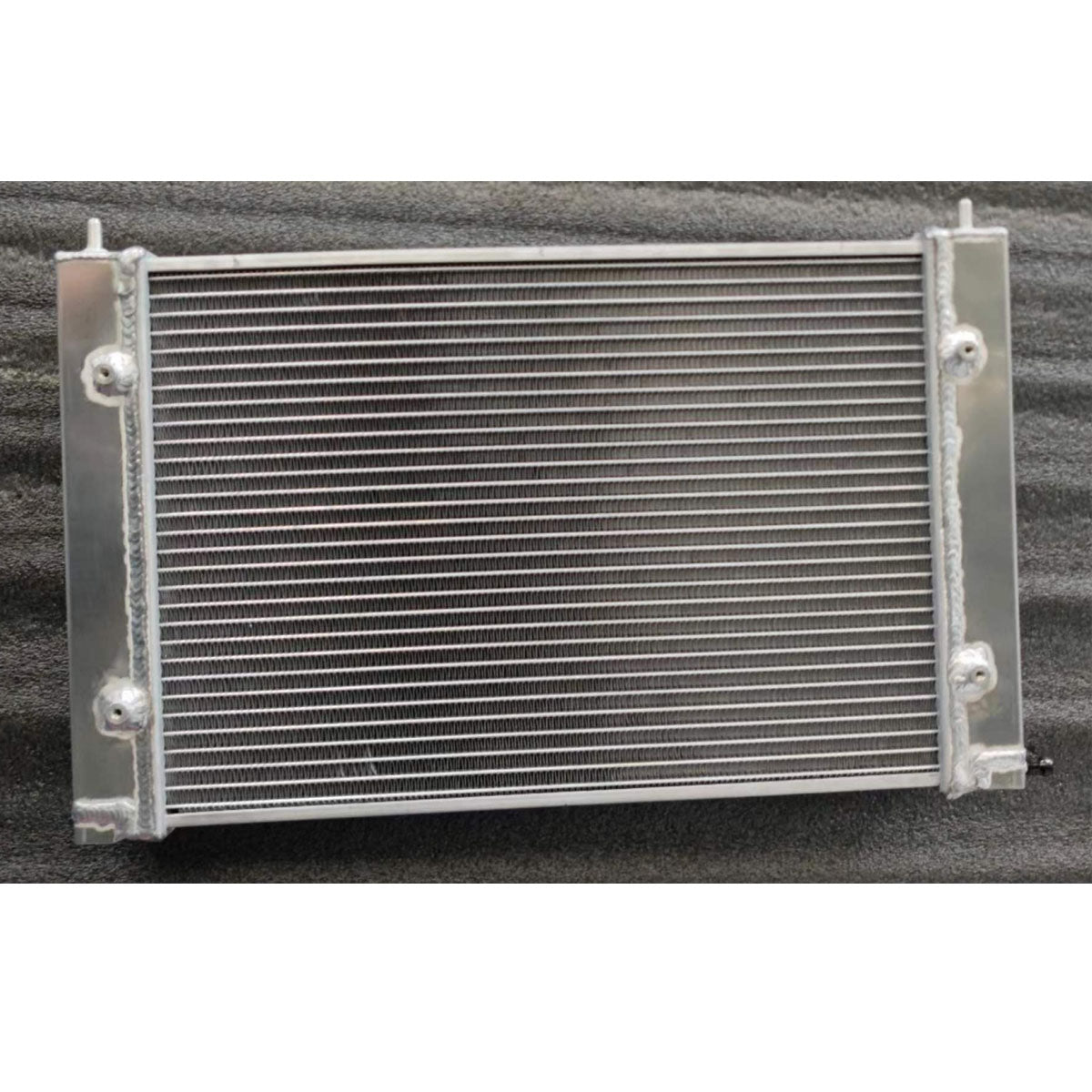 TRS Racing Aluminum Radiator For VW CORRADO SCIROCCO JETTA GOLF GTI MK2 1.8 16V 1986-1992