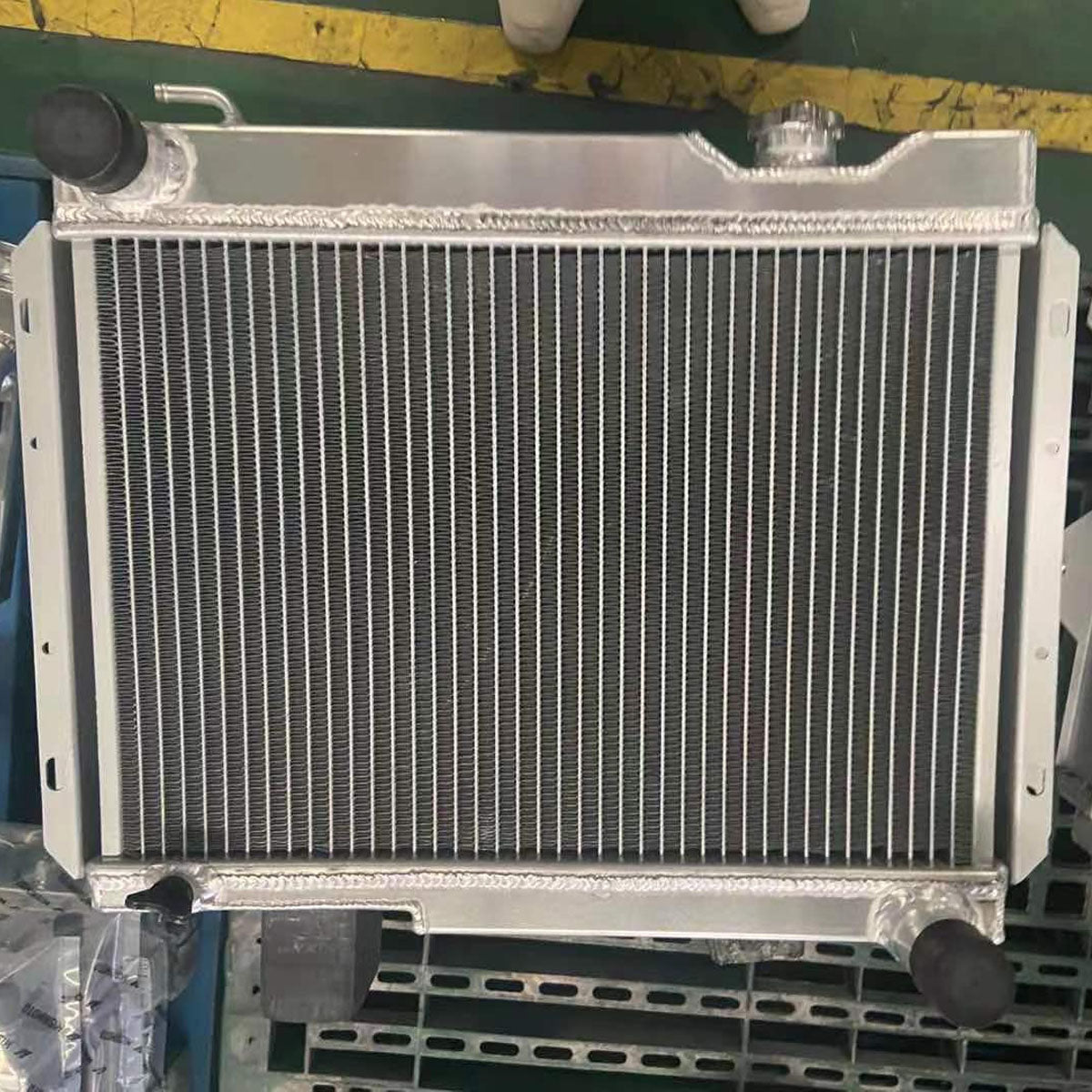 Full Aluminum Radiator for Renault Alpine A110 R8 Gordini 1300 1965-1971